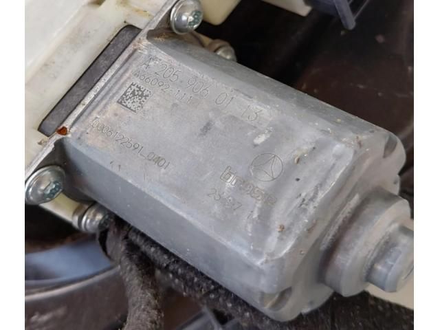 bontott MERCEDES-BENZ C-CLASS Jobb első Ablakemelő Szerkezet (Elektromos)