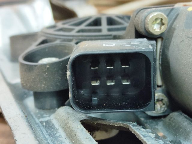 bontott MERCEDES-BENZ C-CLASS Jobb első Ablakemelő Szerkezet (Elektromos)