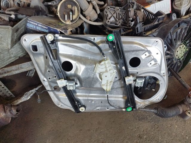 bontott MERCEDES-BENZ C-CLASS Jobb első Ablakemelő Szerkezet (Elektromos)