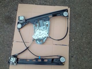 bontott MERCEDES-BENZ C-CLASS Jobb első Ablakemelő Szerkezet (Elektromos)