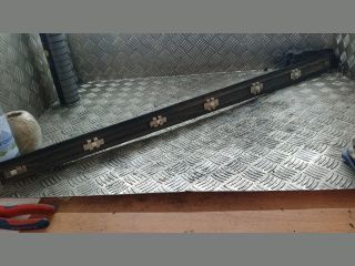 bontott MERCEDES-BENZ C-CLASS Jobb első Ajtó Díszléc