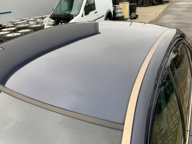 bontott MERCEDES-BENZ C-CLASS Jobb első Ajtó (Részeivel)