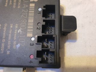 bontott MERCEDES-BENZ C-CLASS Jobb első Ajtó Vezérlőegység