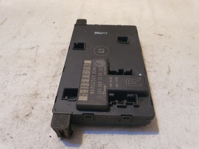 bontott MERCEDES-BENZ C-CLASS Jobb első Ajtó Vezérlőegység