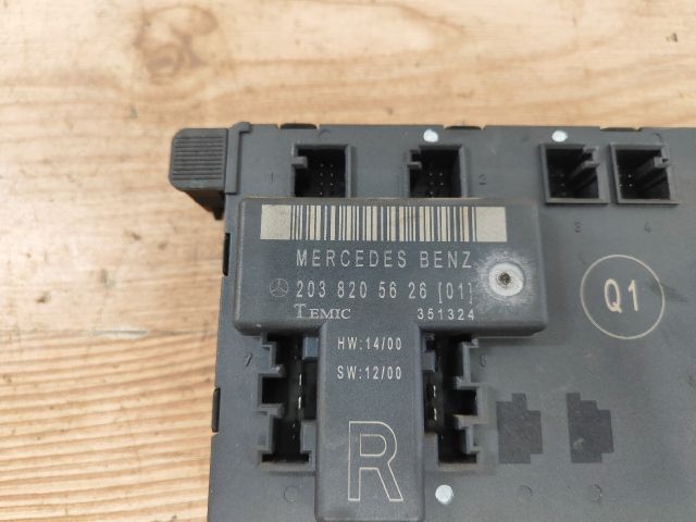 bontott MERCEDES-BENZ C-CLASS Jobb első Ajtó Vezérlőegység