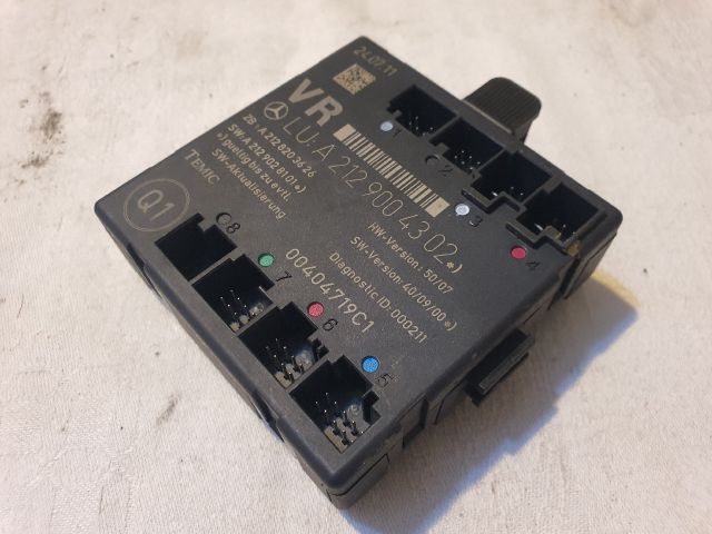 bontott MERCEDES-BENZ C-CLASS Jobb első Ajtó Vezérlőegység