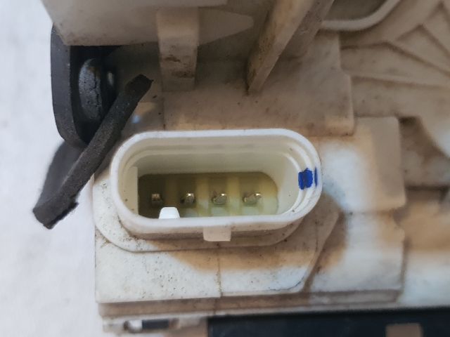 bontott MERCEDES-BENZ C-CLASS Jobb első Ajtózár