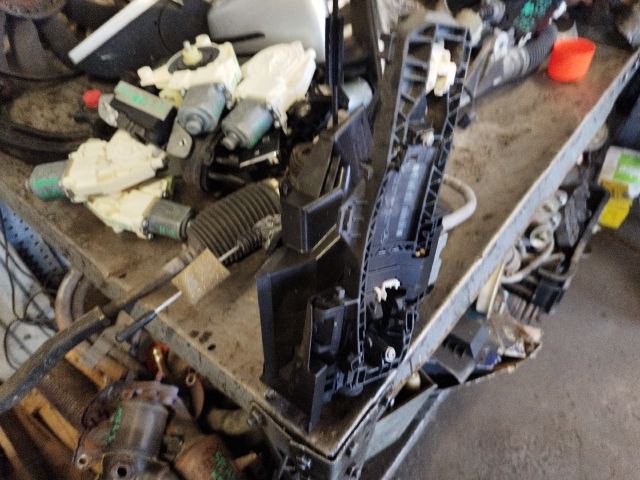 bontott MERCEDES-BENZ C-CLASS Jobb első Ajtózár