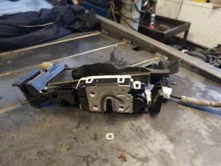 bontott MERCEDES-BENZ C-CLASS Jobb első Ajtózár