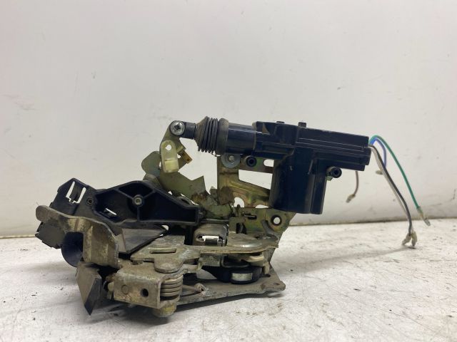 bontott MERCEDES-BENZ C-CLASS Jobb első Ajtózár