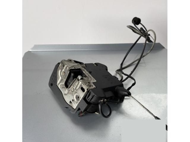 bontott MERCEDES-BENZ C-CLASS Jobb első Ajtózár