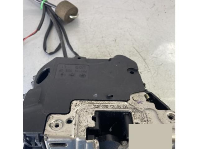 bontott MERCEDES-BENZ C-CLASS Jobb első Ajtózár