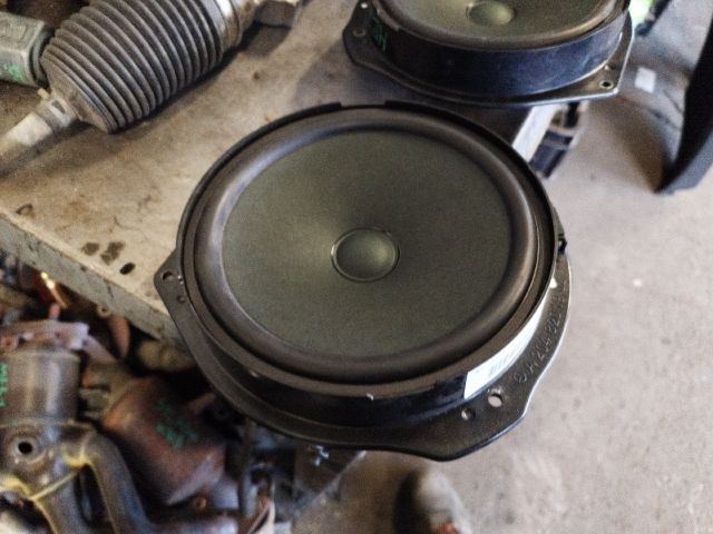 bontott MERCEDES-BENZ C-CLASS Jobb első Hangszóró