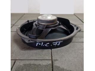 bontott MERCEDES-BENZ C-CLASS Jobb első Hangszóró