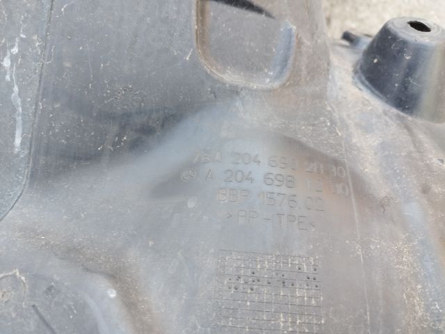 bontott MERCEDES-BENZ C-CLASS Jobb első Hátsó Dobbetét (Kerékjárati, Műanyag)