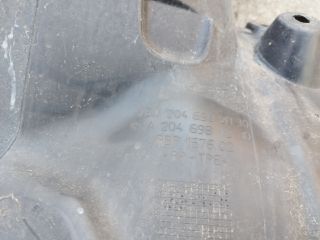 bontott MERCEDES-BENZ C-CLASS Jobb első Hátsó Dobbetét (Kerékjárati, Műanyag)