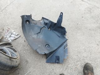 bontott MERCEDES-BENZ C-CLASS Jobb első Hátsó Dobbetét (Kerékjárati, Műanyag)