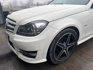 bontott MERCEDES-BENZ C-CLASS Jobb első Lámpabúra