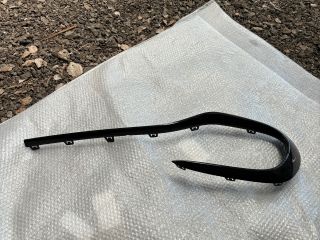 bontott MERCEDES-BENZ C-CLASS Jobb első Lökhárító Díszléc