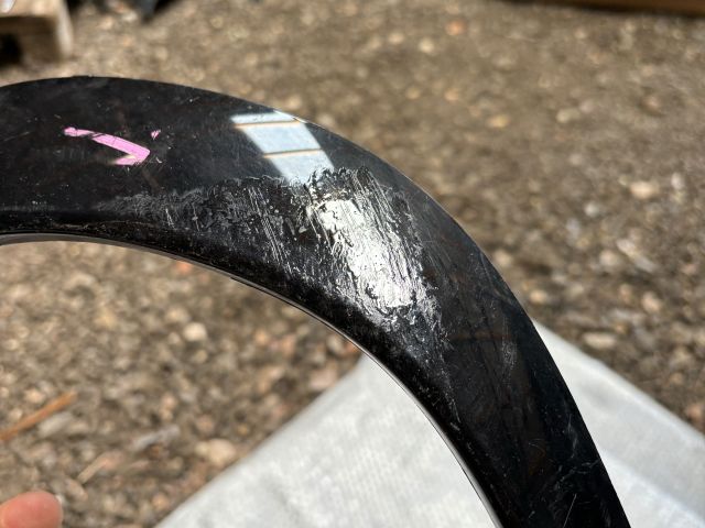 bontott MERCEDES-BENZ C-CLASS Jobb első Lökhárító Díszléc