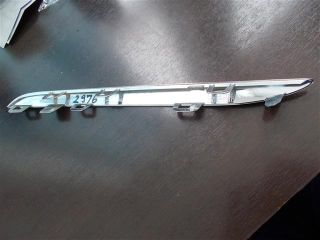 bontott MERCEDES-BENZ C-CLASS Jobb első Lökhárító Díszléc