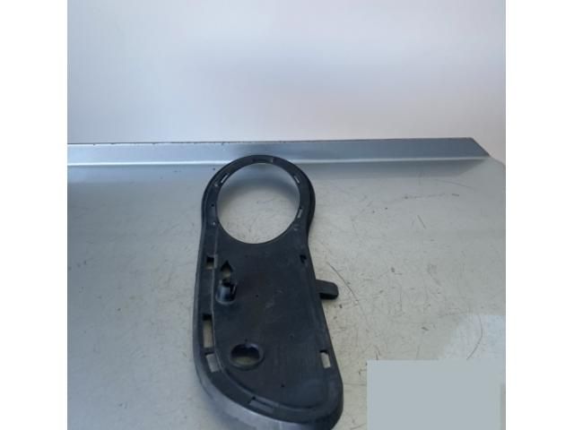 bontott MERCEDES-BENZ C-CLASS Jobb első Lökhárító Vakborítás