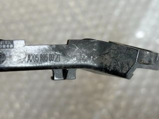 bontott MERCEDES-BENZ C-CLASS Jobb első Oldal Lökhárító Tartó (Műanyag)