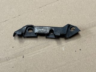 bontott MERCEDES-BENZ C-CLASS Jobb első Oldal Lökhárító Tartó (Műanyag)