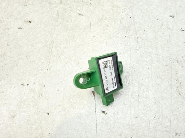 bontott MERCEDES-BENZ C-CLASS Jobb első Oldal Ütközés Érzékelő