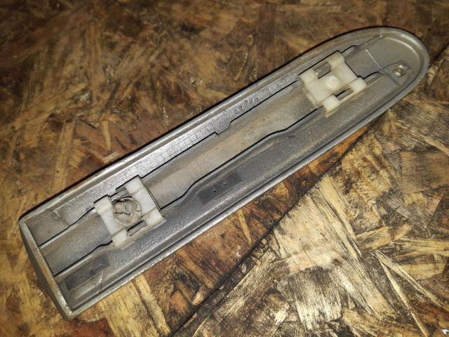 bontott MERCEDES-BENZ C-CLASS Jobb első Sárvédő Díszléc