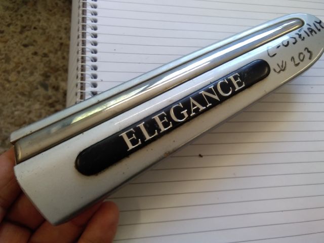 bontott MERCEDES-BENZ C-CLASS Jobb első Sárvédő Díszléc