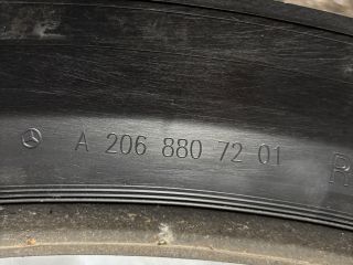 bontott MERCEDES-BENZ C-CLASS Jobb első Sárvédő Díszléc