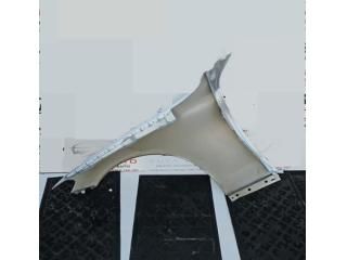 bontott MERCEDES-BENZ C-CLASS Jobb első Sárvédő