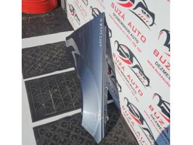 bontott MERCEDES-BENZ C-CLASS Jobb első Sárvédő