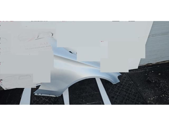 bontott MERCEDES-BENZ C-CLASS Jobb első Sárvédő