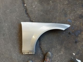 bontott MERCEDES-BENZ C-CLASS Jobb első Sárvédő