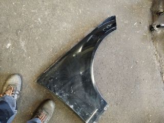 bontott MERCEDES-BENZ C-CLASS Jobb első Sárvédő