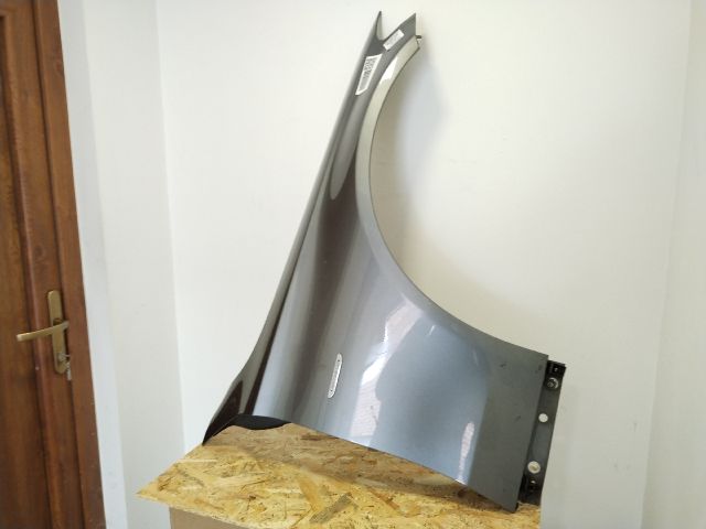 bontott MERCEDES-BENZ C-CLASS Jobb első Sárvédő