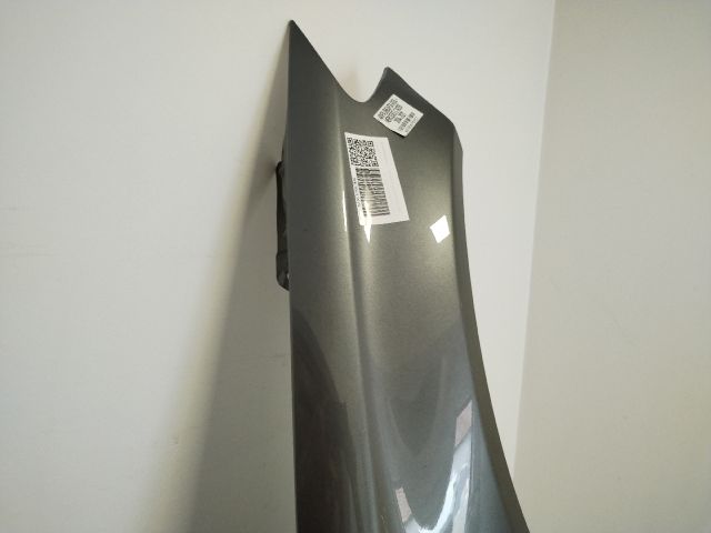 bontott MERCEDES-BENZ C-CLASS Jobb első Sárvédő