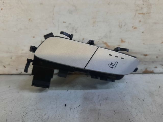 bontott MERCEDES-BENZ C-CLASS Jobb első Ülésfűtés Kapcsoló