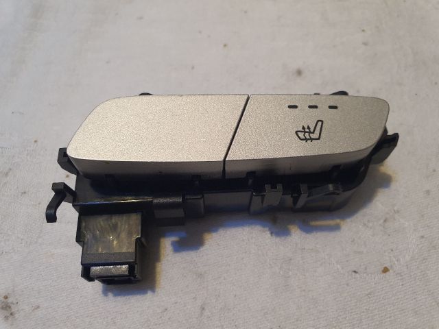 bontott MERCEDES-BENZ C-CLASS Jobb első Ülésfűtés Kapcsoló