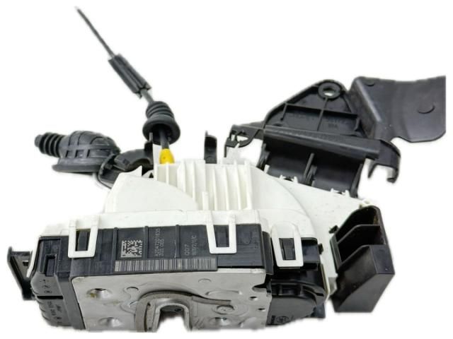 bontott MERCEDES-BENZ C-CLASS Jobb első Zsanér