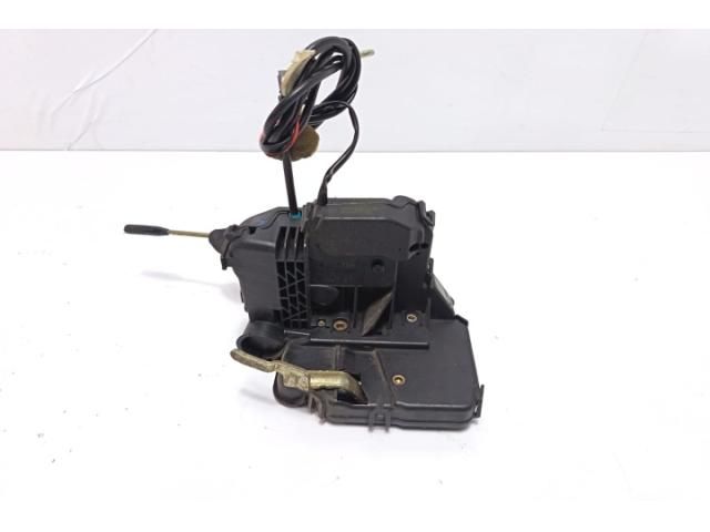 bontott MERCEDES-BENZ C-CLASS Jobb első Zsanér