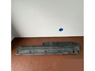 bontott MERCEDES-BENZ C-CLASS Jobb Fenéklemez