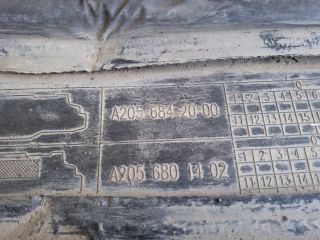 bontott MERCEDES-BENZ C-CLASS Jobb Fenéklemez