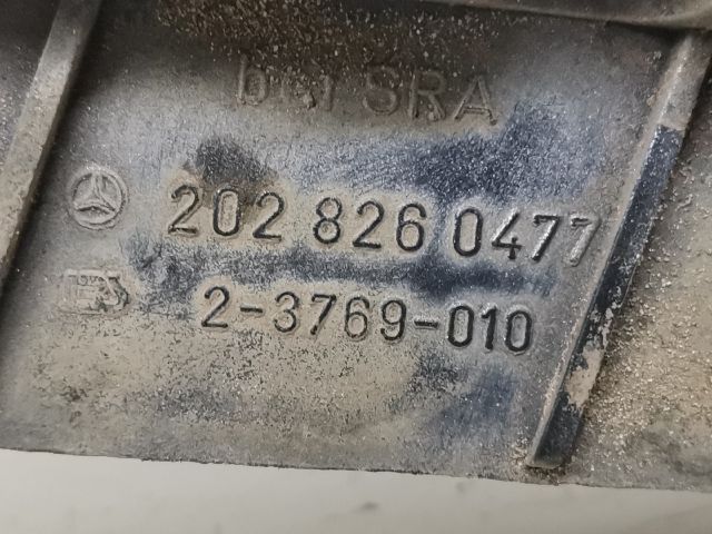 bontott MERCEDES-BENZ C-CLASS Jobb Fényszóró Bajusz Díszléc