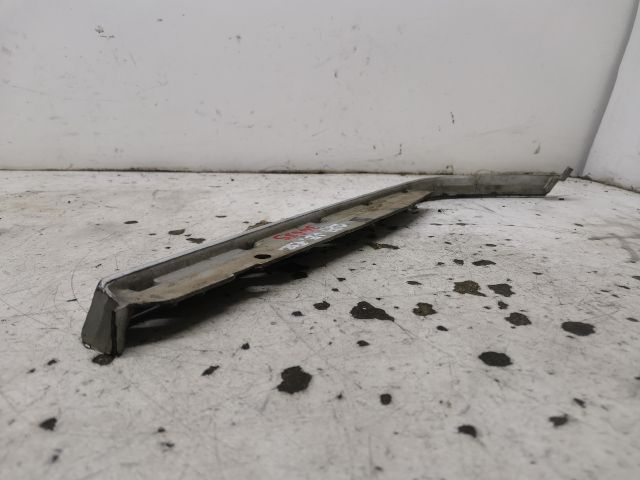 bontott MERCEDES-BENZ C-CLASS Jobb Fényszóró Bajusz Díszléc