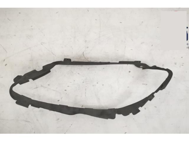 bontott MERCEDES-BENZ C-CLASS Jobb Fényszóró Lámpakeret