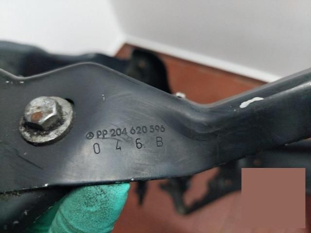 bontott MERCEDES-BENZ C-CLASS Jobb Fényszóró Lámpakeret