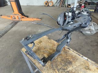 bontott MERCEDES-BENZ C-CLASS Jobb Fényszóró Lámpakeret